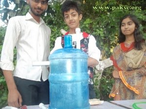 Habbab Idrees, Sana, and HasanBiogas plant (Anaerobic Digester) Experiment