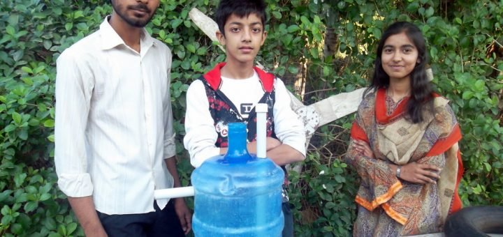Hassan, Sana, Habab making biogas plant
