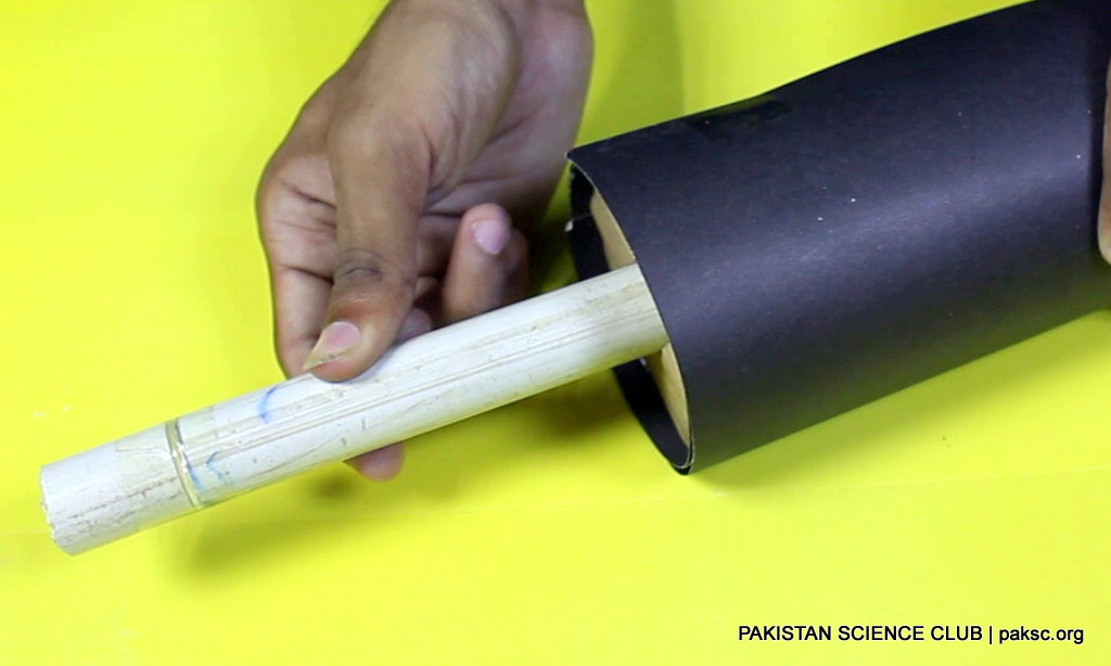 insert the PVC pipe in the roll