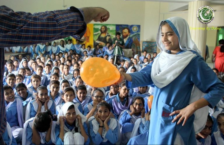 Hand-on Science activities, Khatoon-e-Pakistan govt Girls School