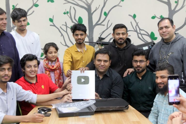 Pakistan Science Club Receives YouTube Silver Play Button: Celebrating Dedication to Science Education