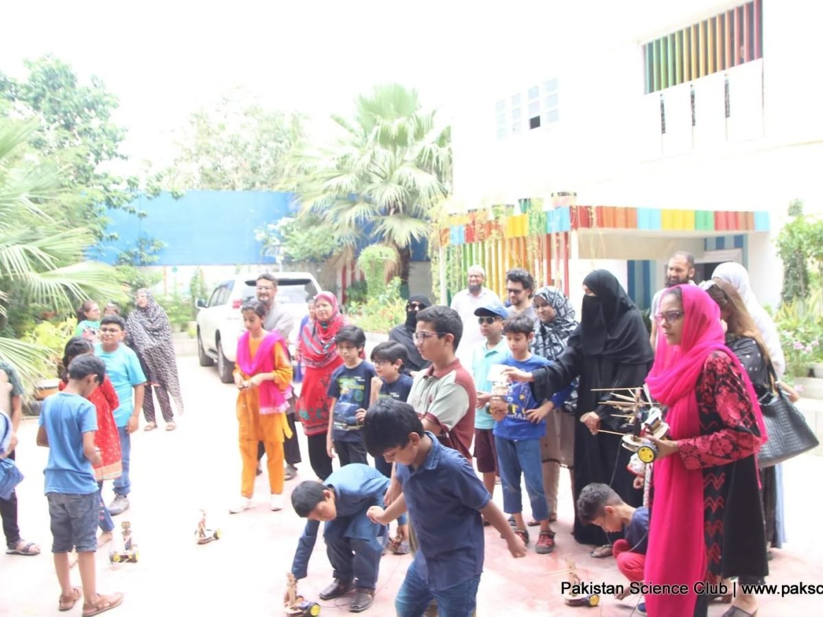 How Parents Should Engage Children During Summer Vacation