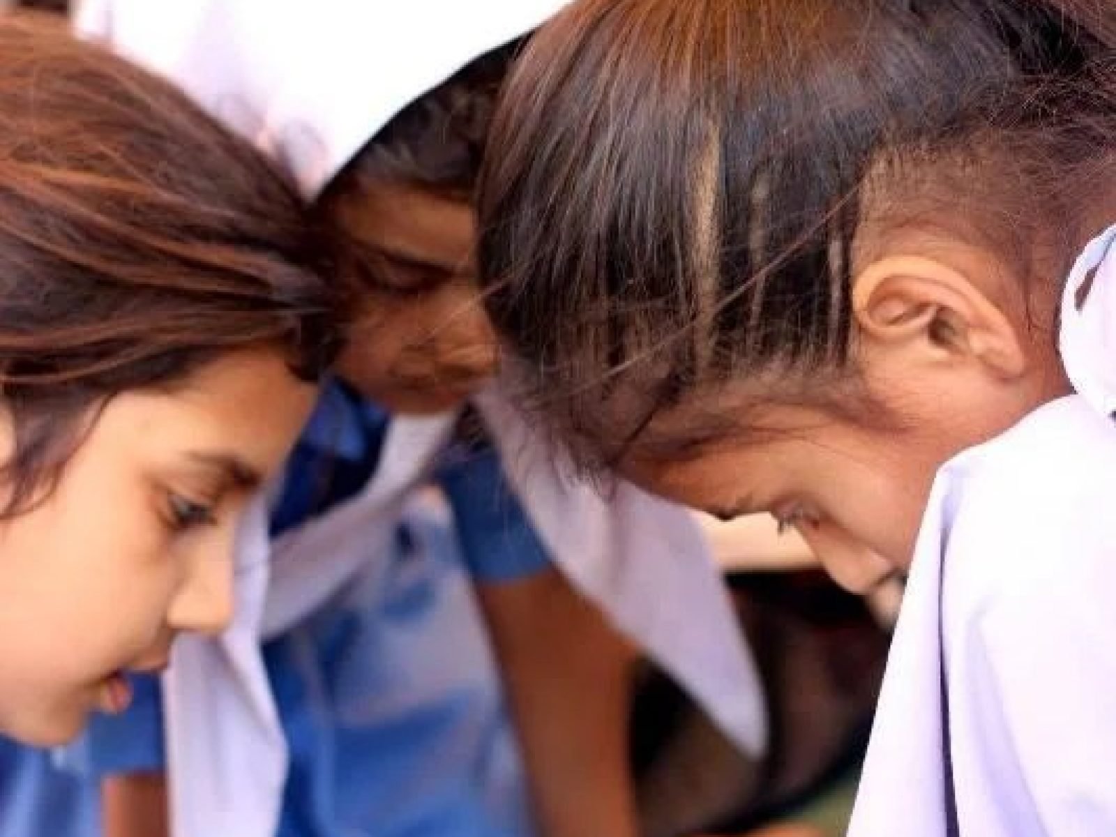Fun Science Show and hands-on activity in Rahat-e-Islamia GOVT School