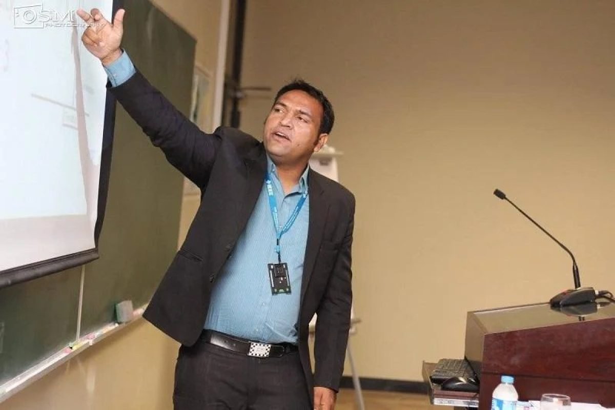 Teacher Training Hands-on Science Workshop Conducted by Abdul Rauf