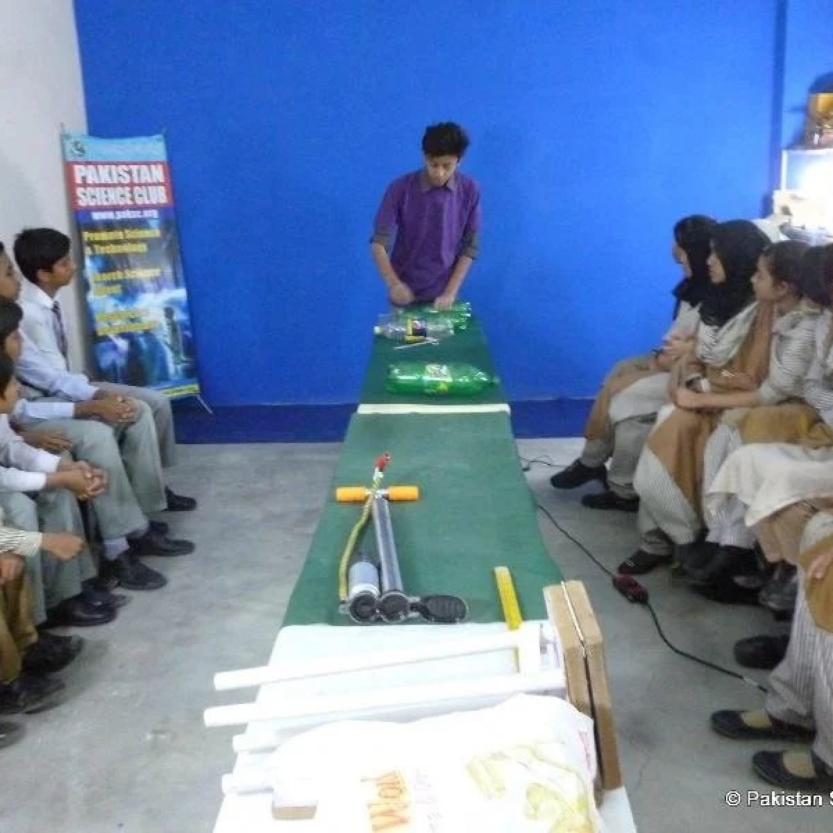 Water rocket workshop held at PSC