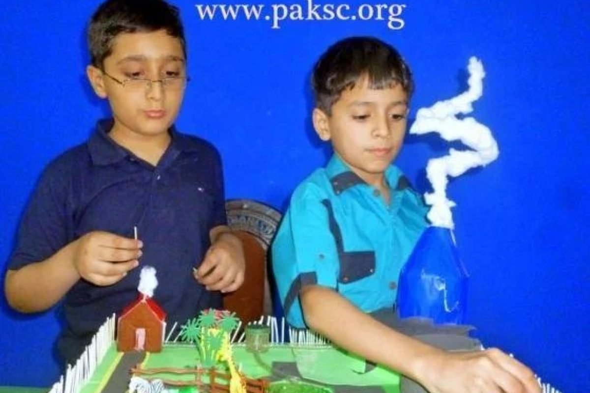 kids scientists science fair project pollution