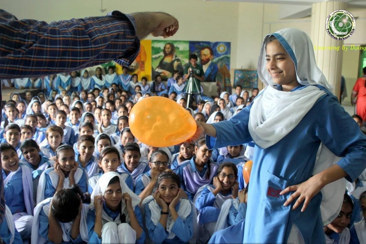 Hand-on Science activities, Khatoon-e-Pakistan govt Girls School