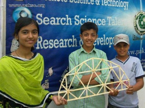 science camp 2011 campers with there project